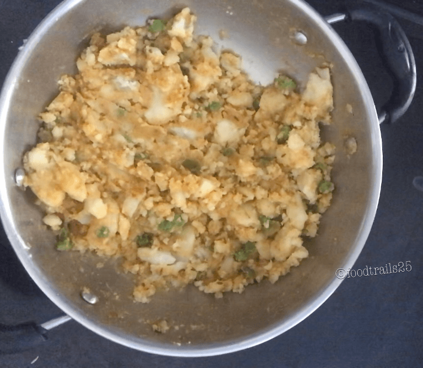 Spicy Potato Puff Pastry/Aloo Puffs