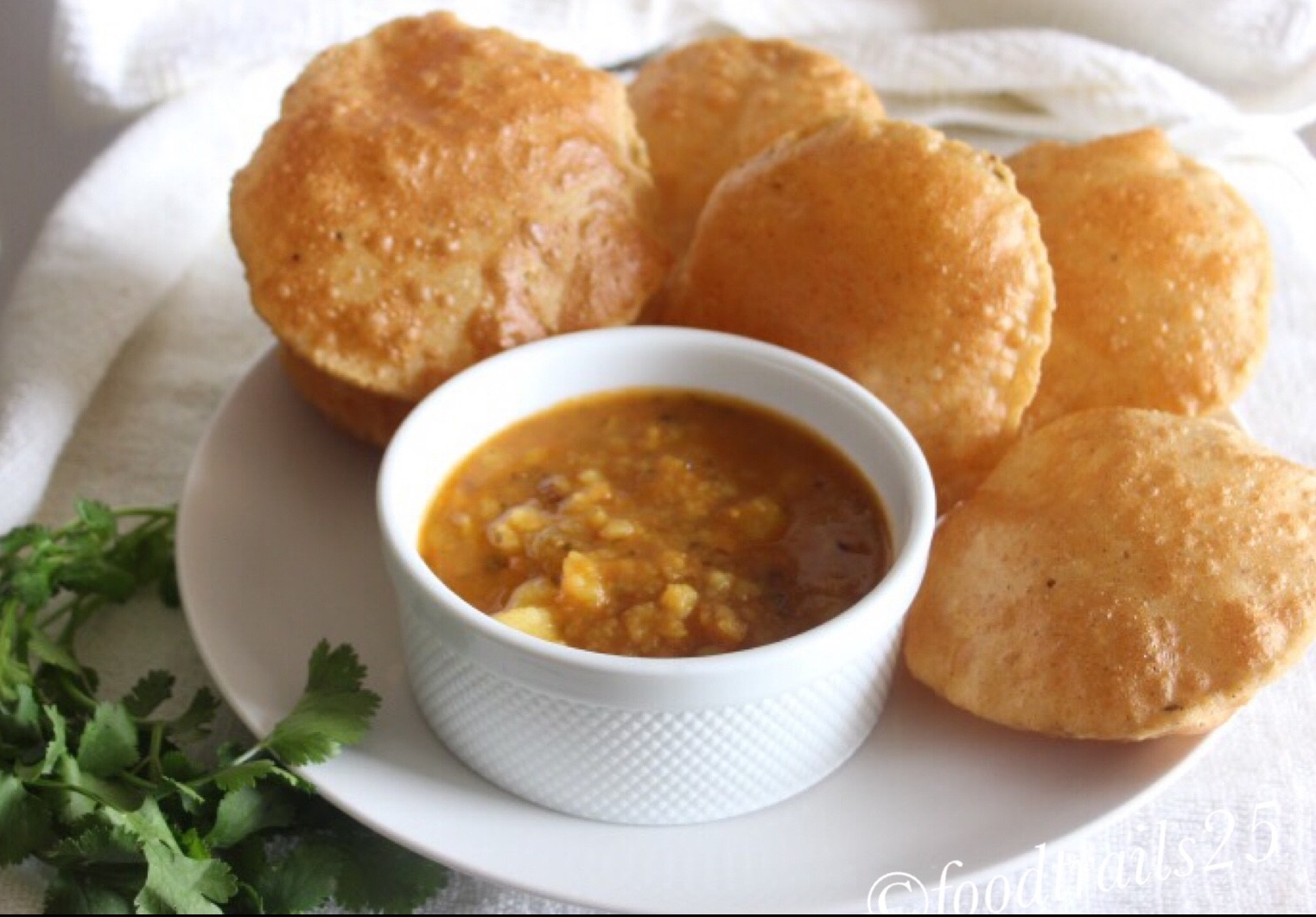Bedmi Poori and Aloo Tamatar