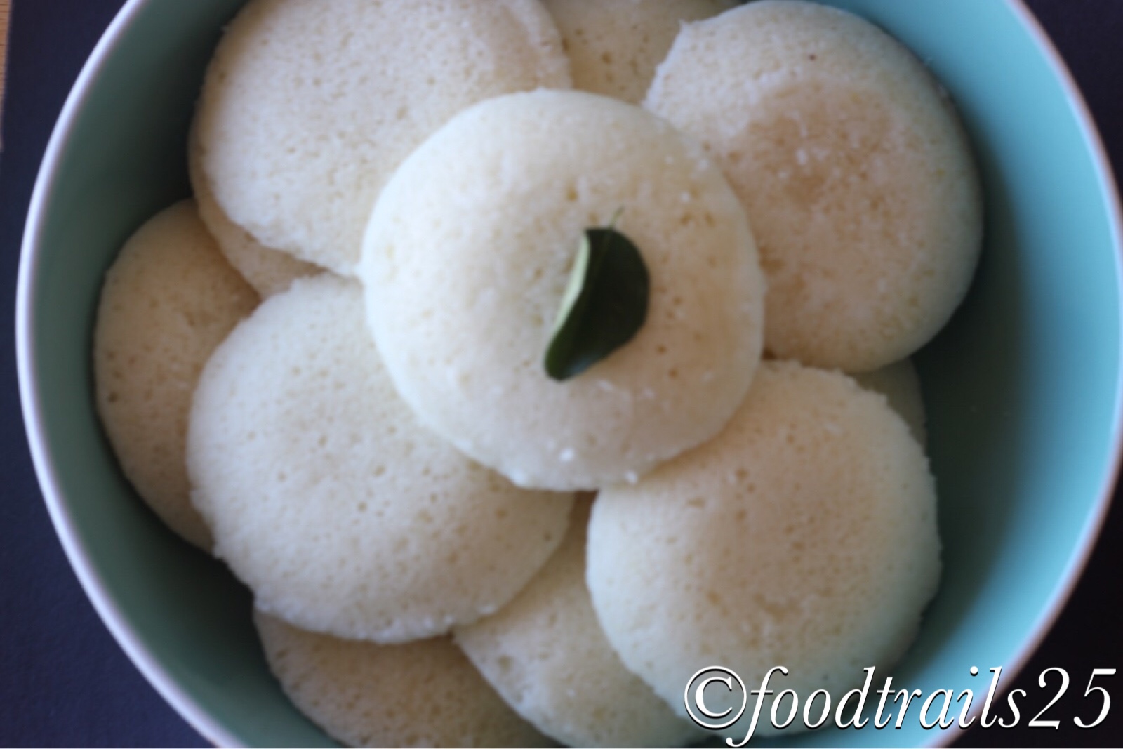 Instant Rava Idli