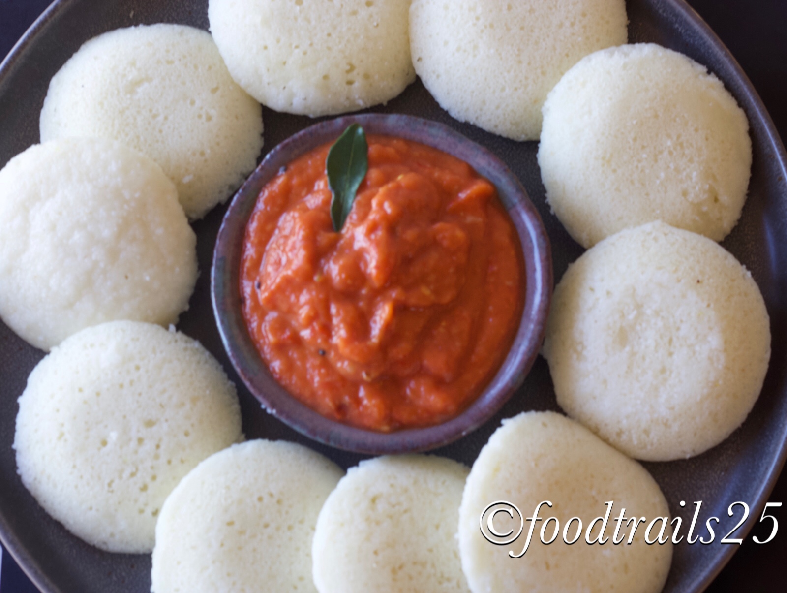 Instant Rava Idlis