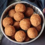 Besan Ke Ladoo