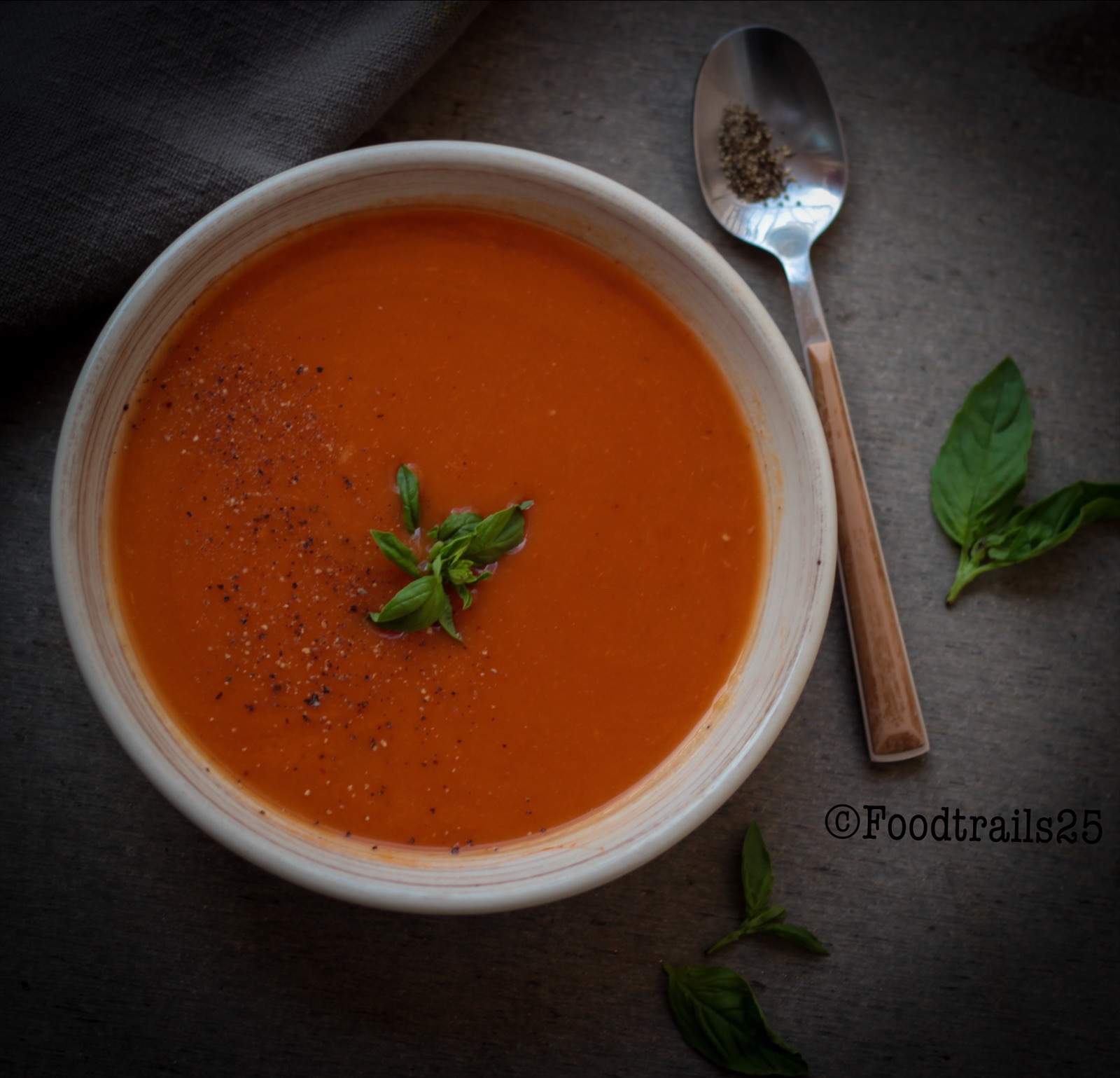 Fresh Tomato Apple Soup