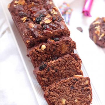 Christmas Chocolate Fruit Cake