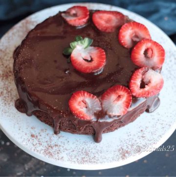 Fudgy-Almond-Chocolate-Cake