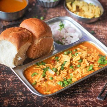 Misal Pav-featured