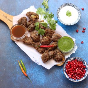 Kuttu Ke Pakore/Buckwheat Fritters/Vrat ke Pakore