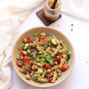 Chickpea Pasta salad -featured