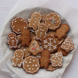 Eggless Gingerbread Cookies